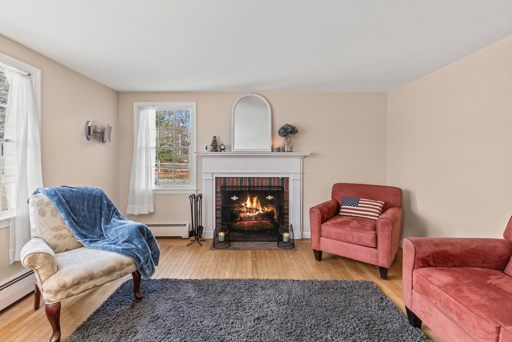 124 Grove Street Barnstable, MA 02635 - Photo 5 of 35