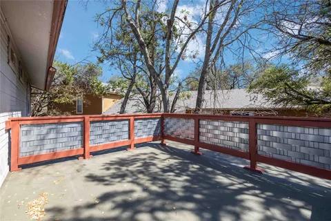 a view of a house with a garage