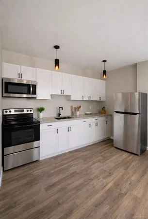 $1,500 | 199 Chambers Street, Unit 4, Newburgh, NY 12550