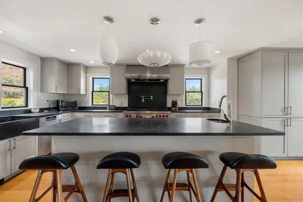 $9,995,000 | 247 Polpis Road, Nantucket, MA 02554