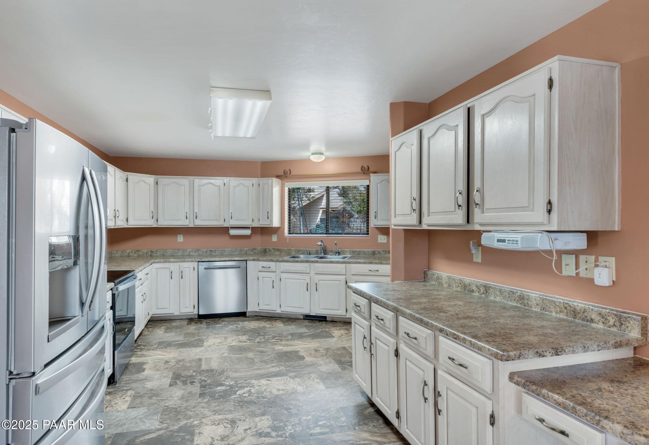 1890 Forest View Prescott, AZ 86305 - Photo 6 of 38 1890 Forest View