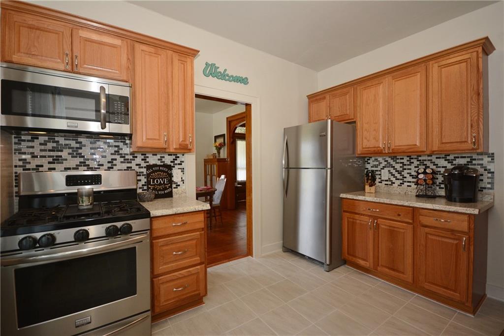 15 Fairview Road Pittsburgh, PA 15221 - Photo 11 of 25