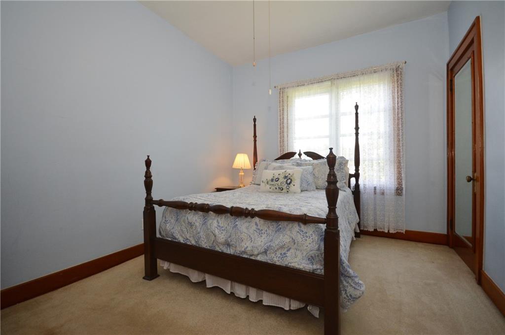 15 Fairview Road Pittsburgh, PA 15221 - Photo 12 of 25