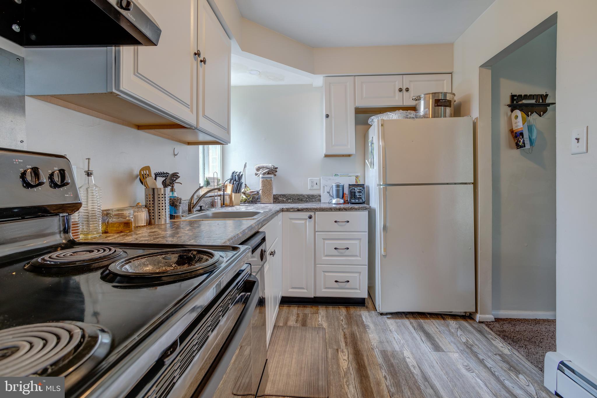 1908 Springfield Road Collingdale, PA 19023 - Photo 5 of 25