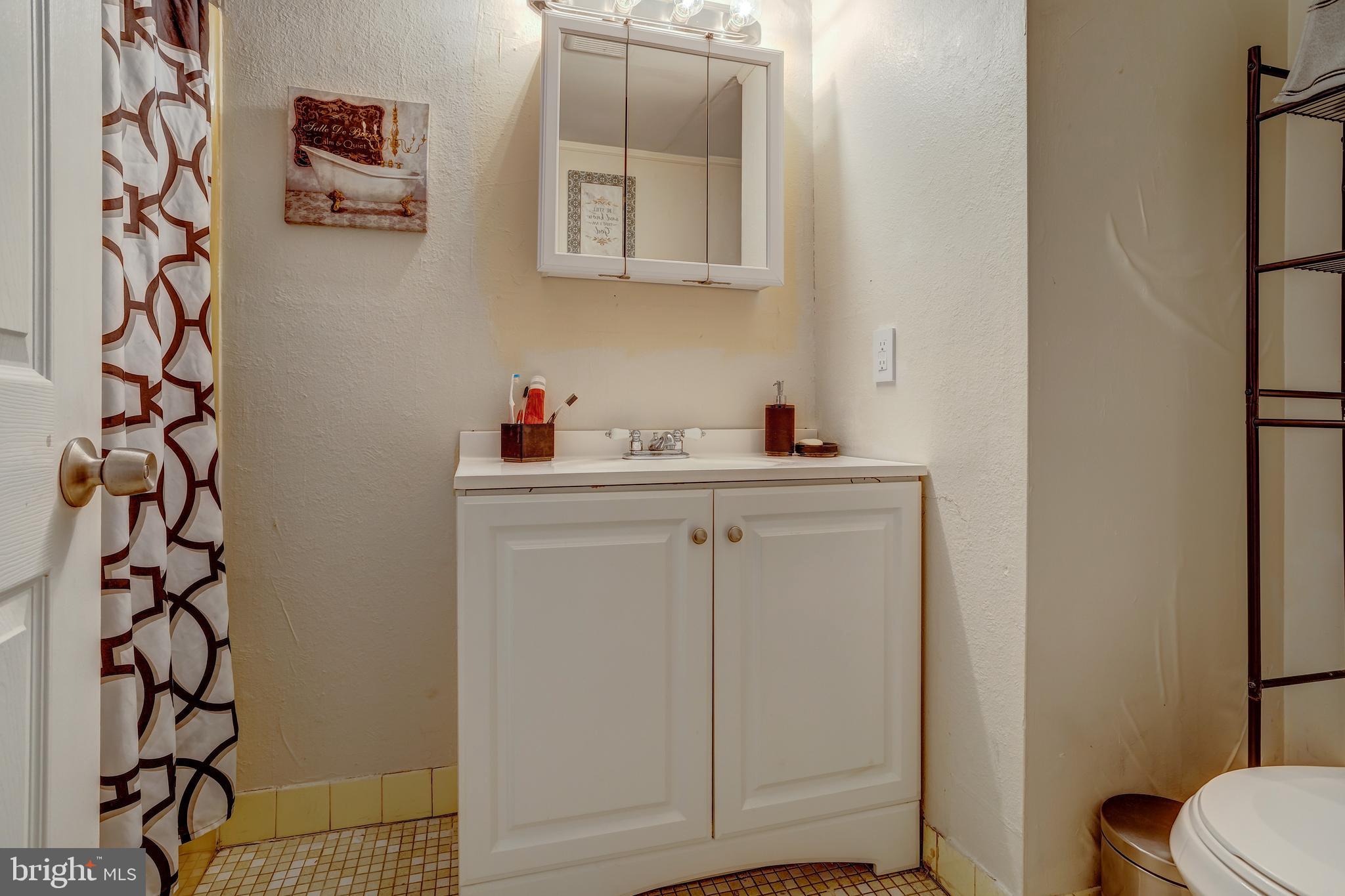 1908 Springfield Road Collingdale, PA 19023 - Photo 10 of 25