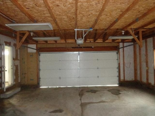 5727 East Valley Road Mount Pleasant, MI 48858 - Photo 24 of 25 263-418167 garage