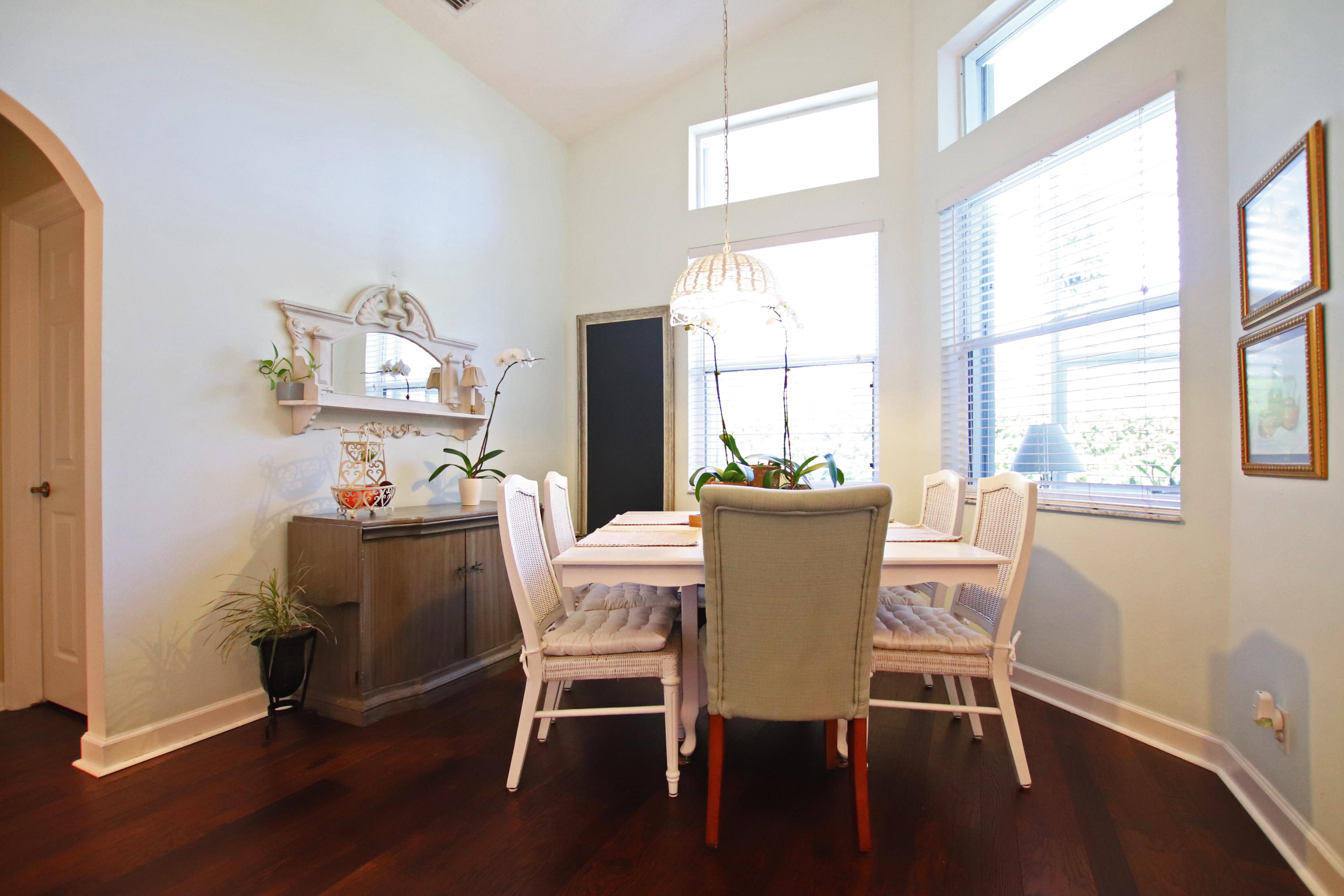 19017 Southeast Loxahatchee River Road Jupiter, FL 33458 - Photo 11 of 22 Breakfast Nook IMG_6368