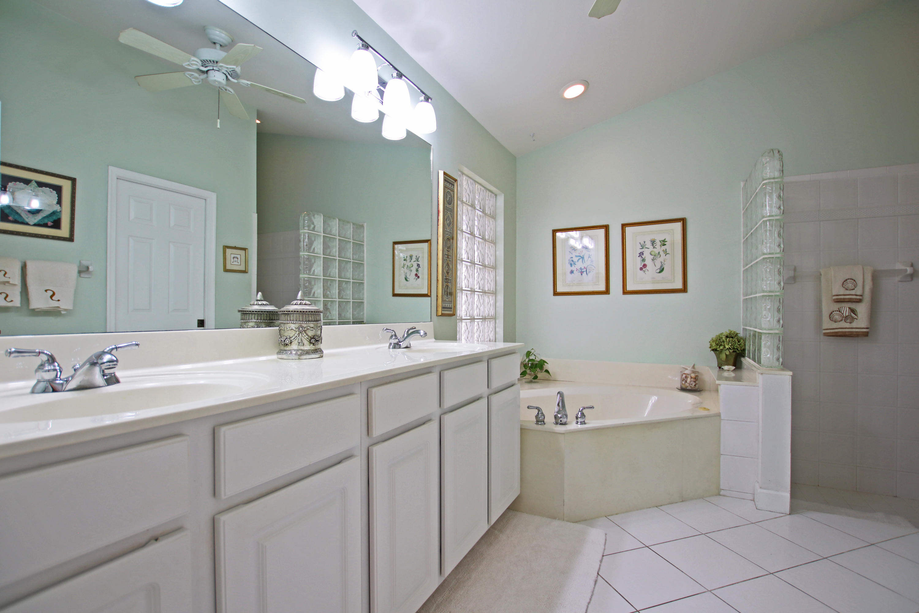 19017 Southeast Loxahatchee River Road Jupiter, FL 33458 - Photo 13 of 22 Master Bathroom IMG_6387