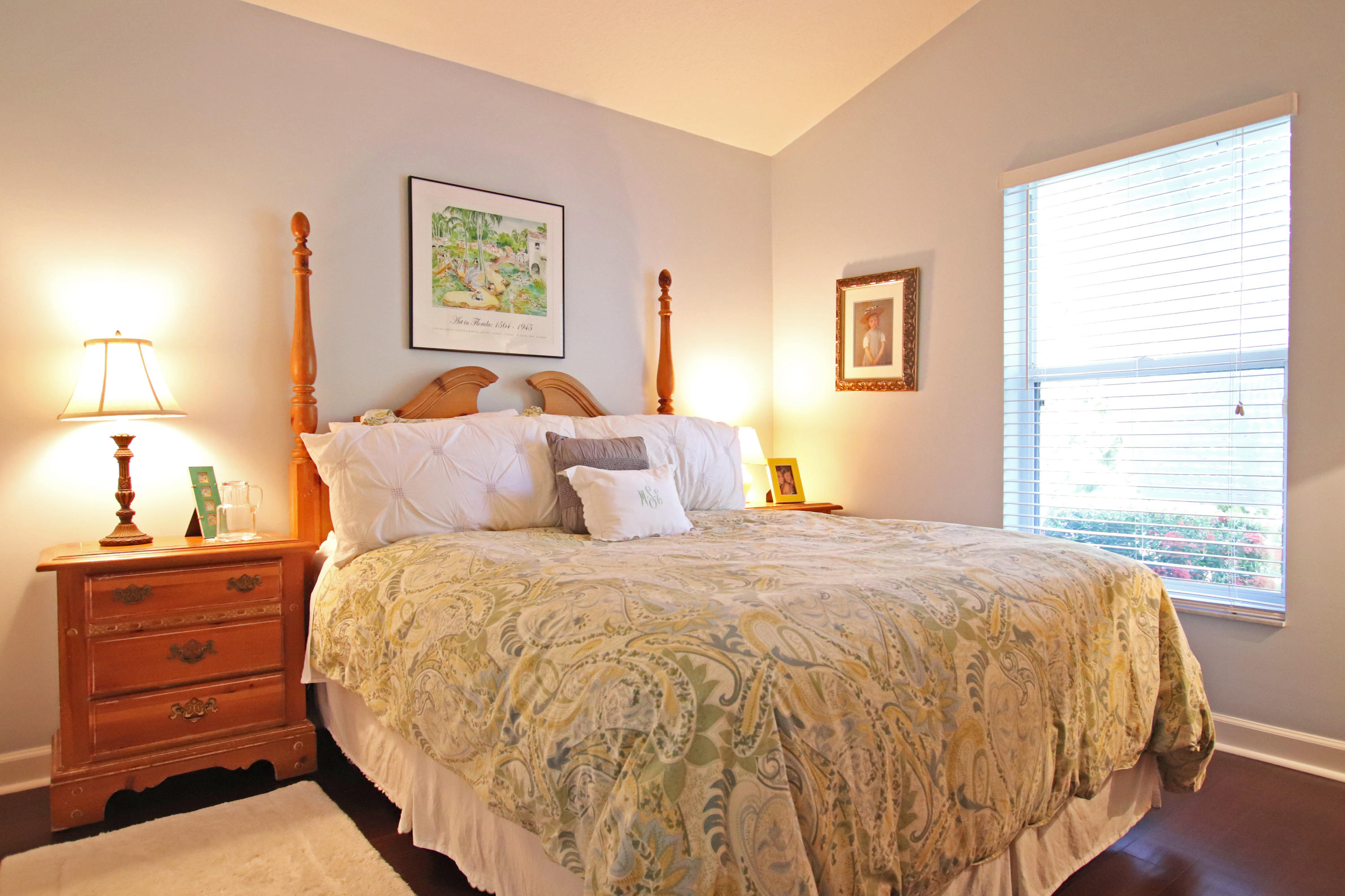 19017 Southeast Loxahatchee River Road Jupiter, FL 33458 - Photo 15 of 22 Bedroom 2 IMG_6337