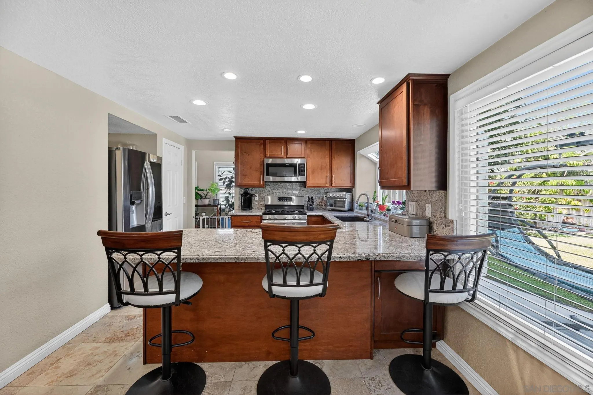 5025 Viewridge Way Oceanside, CA 92056 - Photo 24 of 59