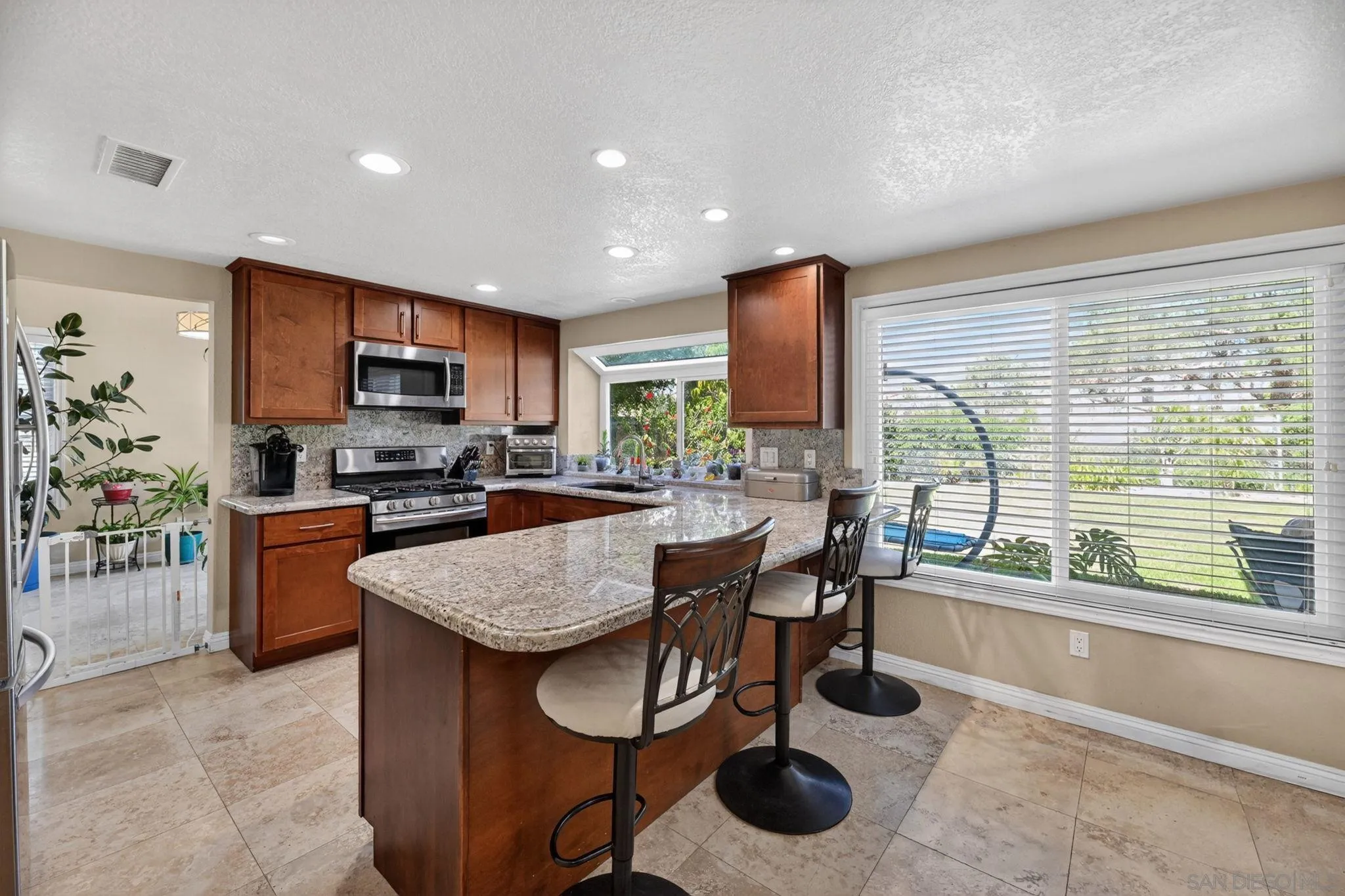 5025 Viewridge Way Oceanside, CA 92056 - Photo 25 of 59