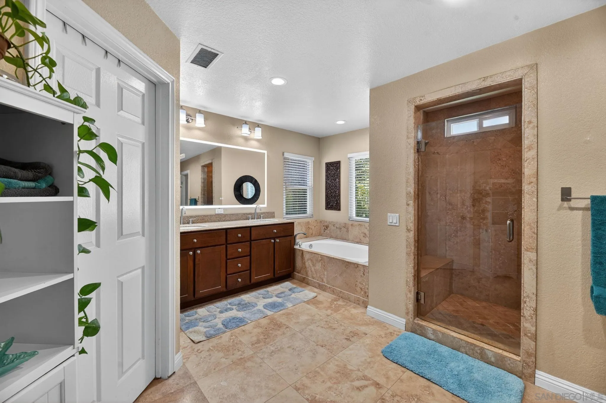 5025 Viewridge Way Oceanside, CA 92056 - Photo 36 of 59