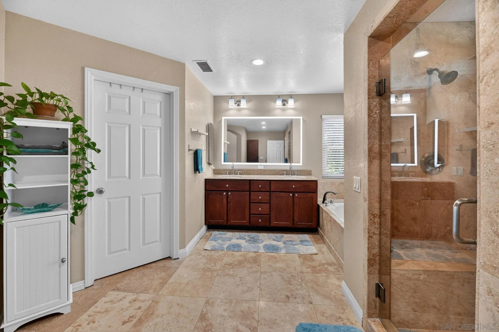 5025 Viewridge Way Oceanside, CA 92056 - Photo 38 of 59