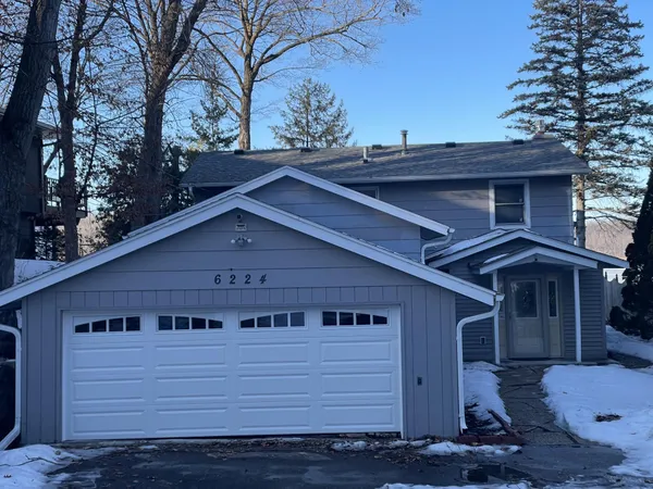 $640,000 | 6224 Red Oak Road, Mound, MN 55364