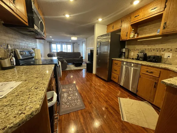 $640,000 | 6224 Red Oak Road, Mound, MN 55364