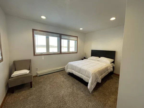 $640,000 | 6224 Red Oak Road, Mound, MN 55364