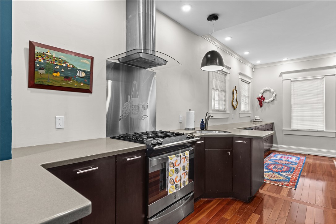 75 Pelham Street, Unit B Newport, RI 02840 - Photo 14 of 45