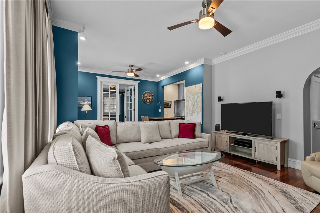 75 Pelham Street, Unit B Newport, RI 02840 - Photo 7 of 45