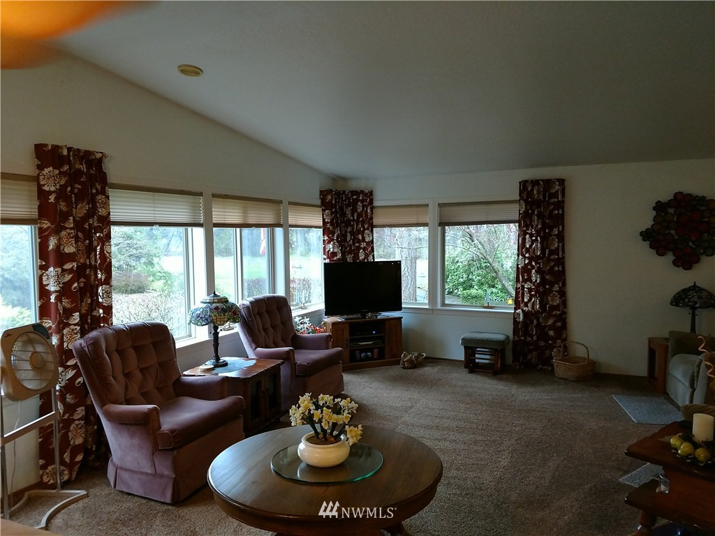 5120 185th Avenue Southwest Rochester, WA 98579 - Photo 3 of 23