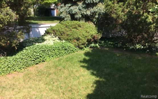 1823 Bradford Road Birmingham, MI 48009 - Photo 27 of 33