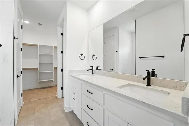 $368,185 | 1580 North 163rd Street, Basehor, KS 66007