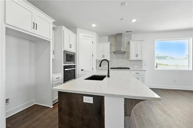 $368,185 | 1580 North 163rd Street, Basehor, KS 66007