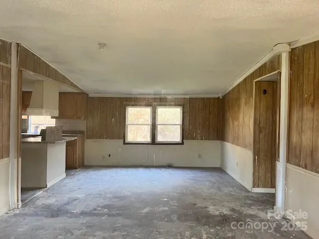 $214,900 | 97 Oakland Drive, Burnsville, NC 28714