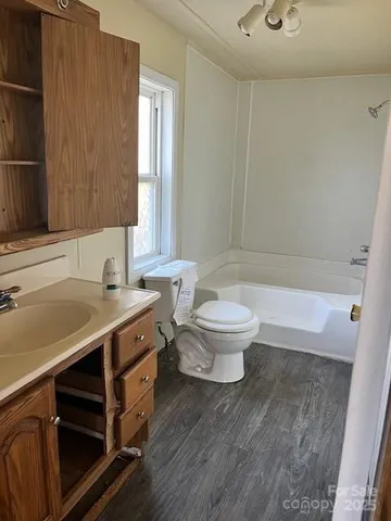 $214,900 | 97 Oakland Drive, Burnsville, NC 28714