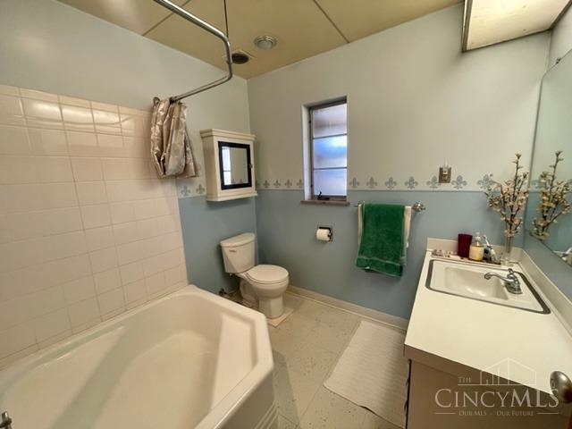 495 Compton Road Wyoming, OH 45215 - Photo 11 of 18