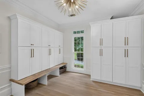 $939,000 | 125 Lazy Laurel Chase, Roswell, GA 30076