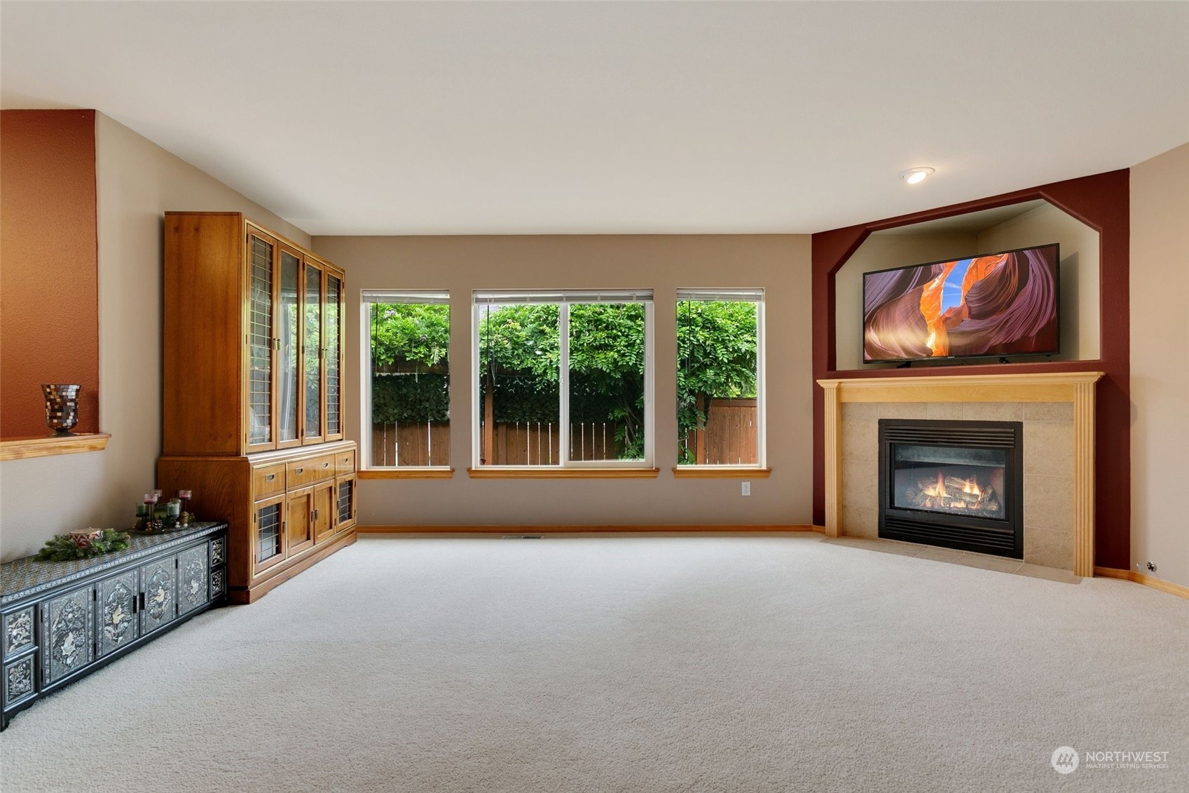 6619 Southeast 2nd Place Renton, WA 98059 - Photo 5 of 34 Gallery Image 5
