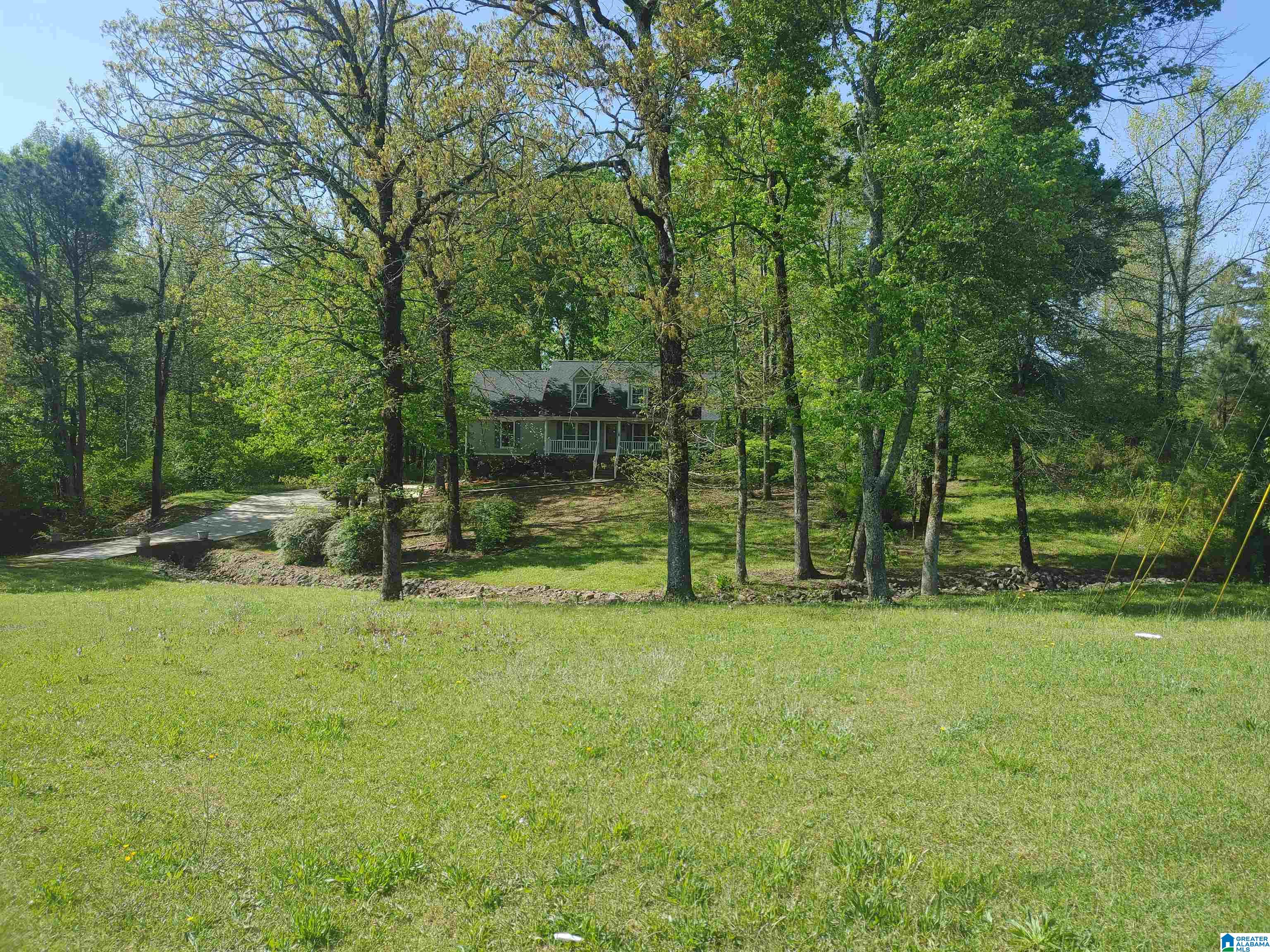 1479 Sanie Road Odenville, AL 35120 - Photo 2 of 33