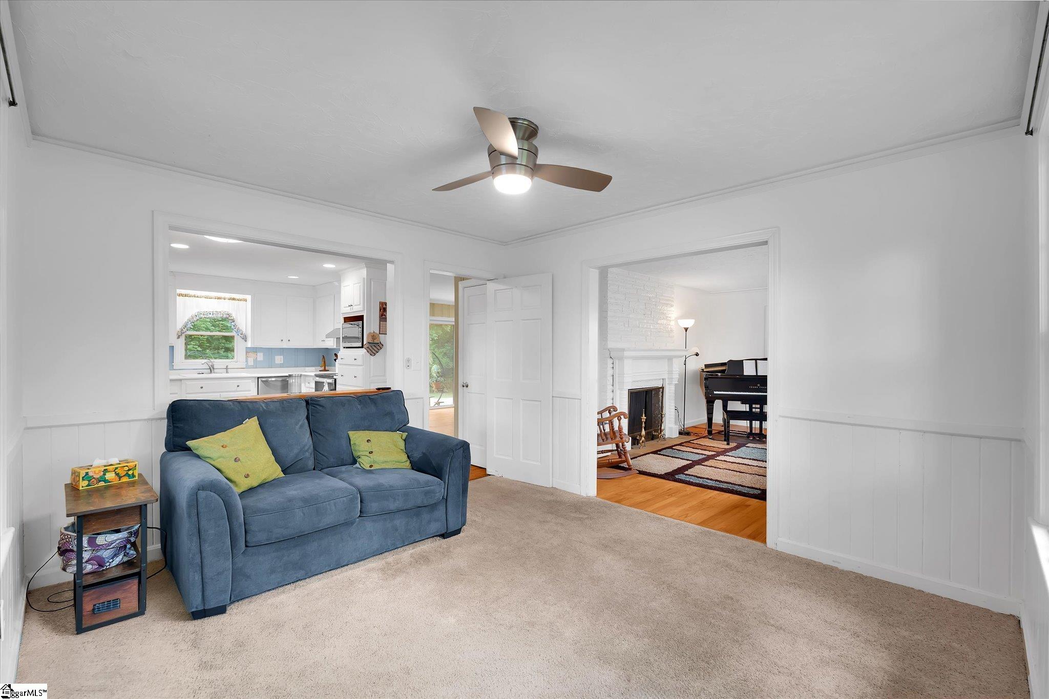 14 Watkins Bridge Road Greenville, SC 29617 - Photo 4 of 43