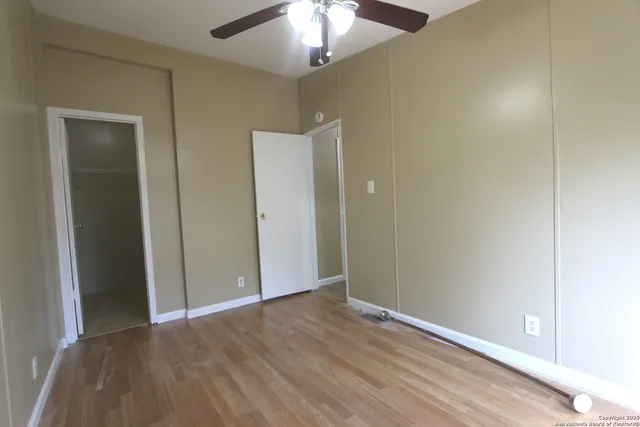 $1,650 | 221 Lost Trail Drive, La Vernia, TX 78121