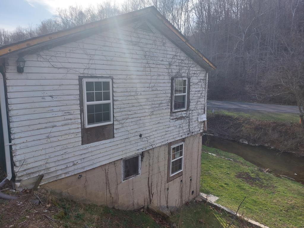 348 Adria Road North Tazewell, VA 24630 - Photo 32 of 36 Gallery Image 32