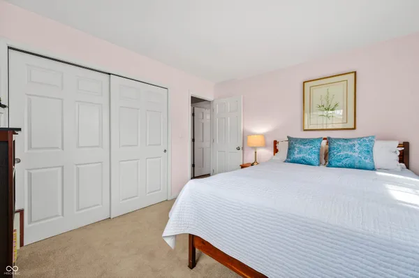 $345,000 | 1010 Driftwood Avenue, Columbus, IN 47203