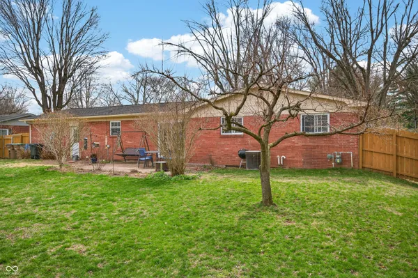$345,000 | 1010 Driftwood Avenue, Columbus, IN 47203