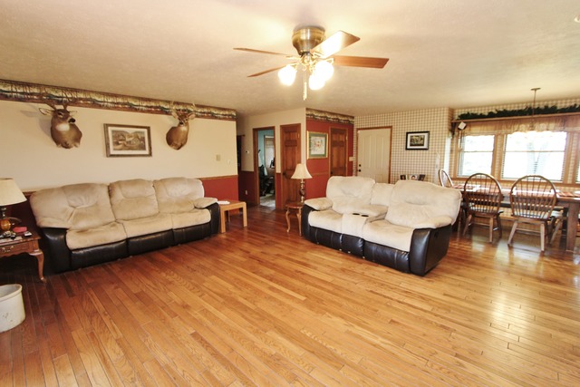 2610 South Hadden Road Mazon, IL 60444 - Photo 8 of 25