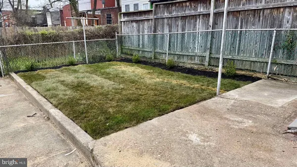 $1,195 | 1725 Hollins Street, Unit 3, Baltimore, MD 21223