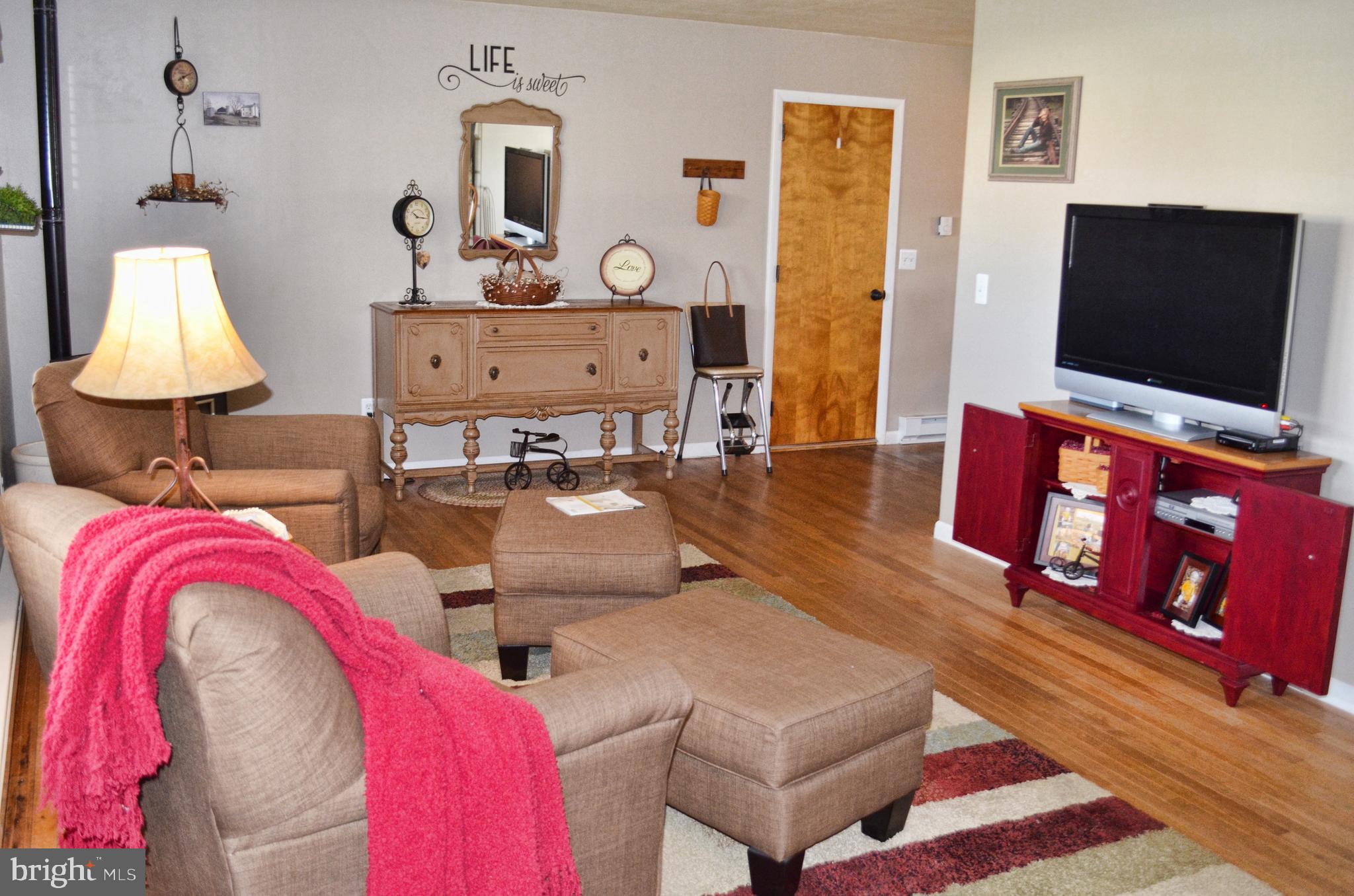 306 Ridge Road Annville, PA 17003 - Photo 5 of 15 Living Room