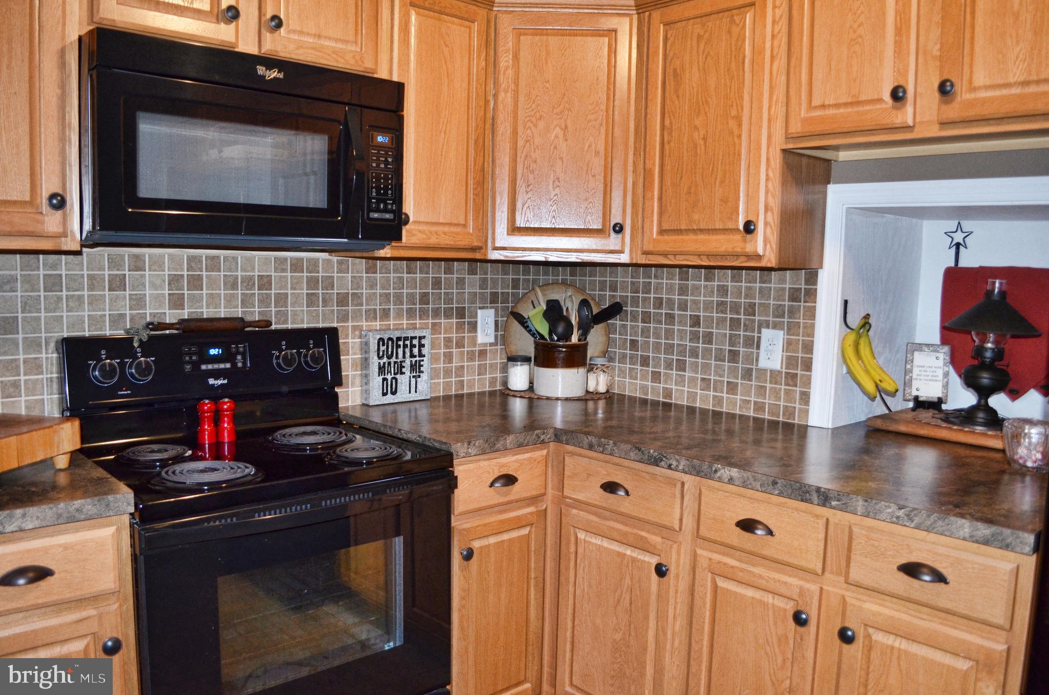 306 Ridge Road Annville, PA 17003 - Photo 7 of 15 Remodeled & Updated Kitchen