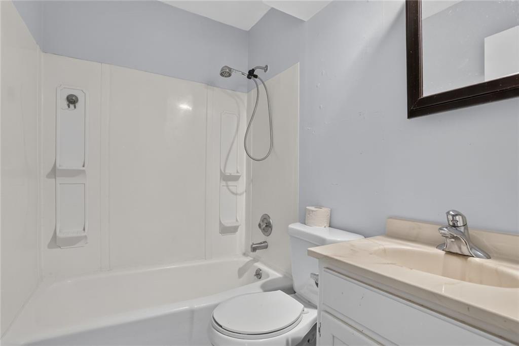 5308 Quivira Road Shawnee, KS 66216 - Photo 10 of 15 Gallery Image 10
