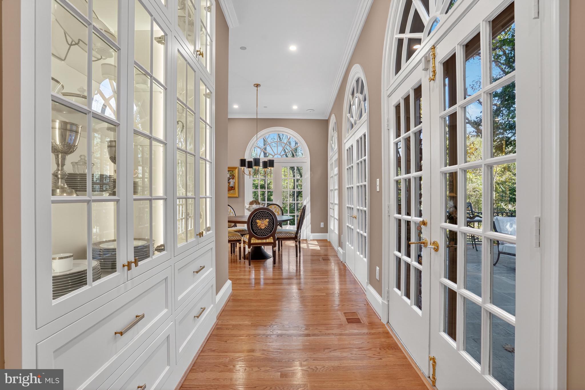 921 Towlston Road McLean, VA 22102 - Photo 12 of 42 Gallery