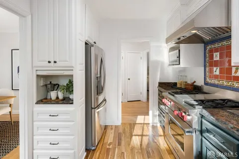 $1,745,000 | 685 Corbett Avenue, San Francisco, CA 94114