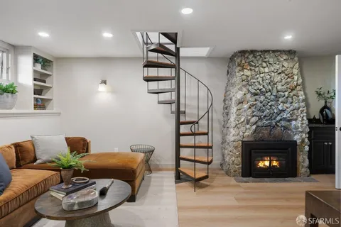 $1,745,000 | 685 Corbett Avenue, San Francisco, CA 94114