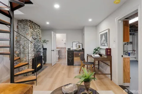 $1,745,000 | 685 Corbett Avenue, San Francisco, CA 94114