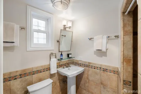 $1,745,000 | 685 Corbett Avenue, San Francisco, CA 94114