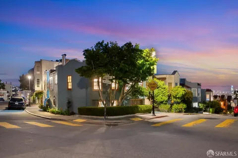 $1,745,000 | 685 Corbett Avenue, San Francisco, CA 94114