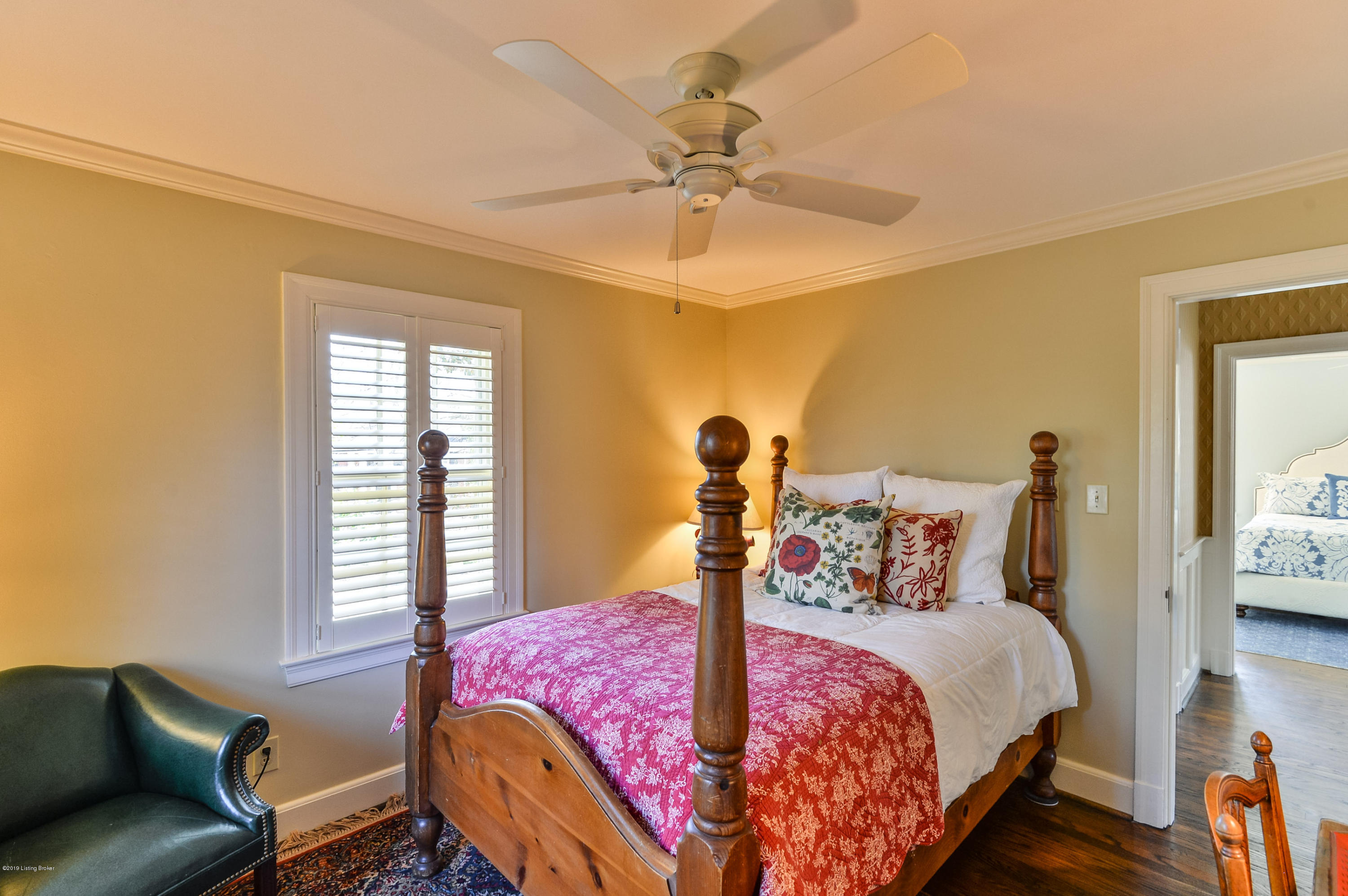 658 Upland Road Louisville, KY 40206 - Photo 31 of 49 038 LSIR 20190306 1037