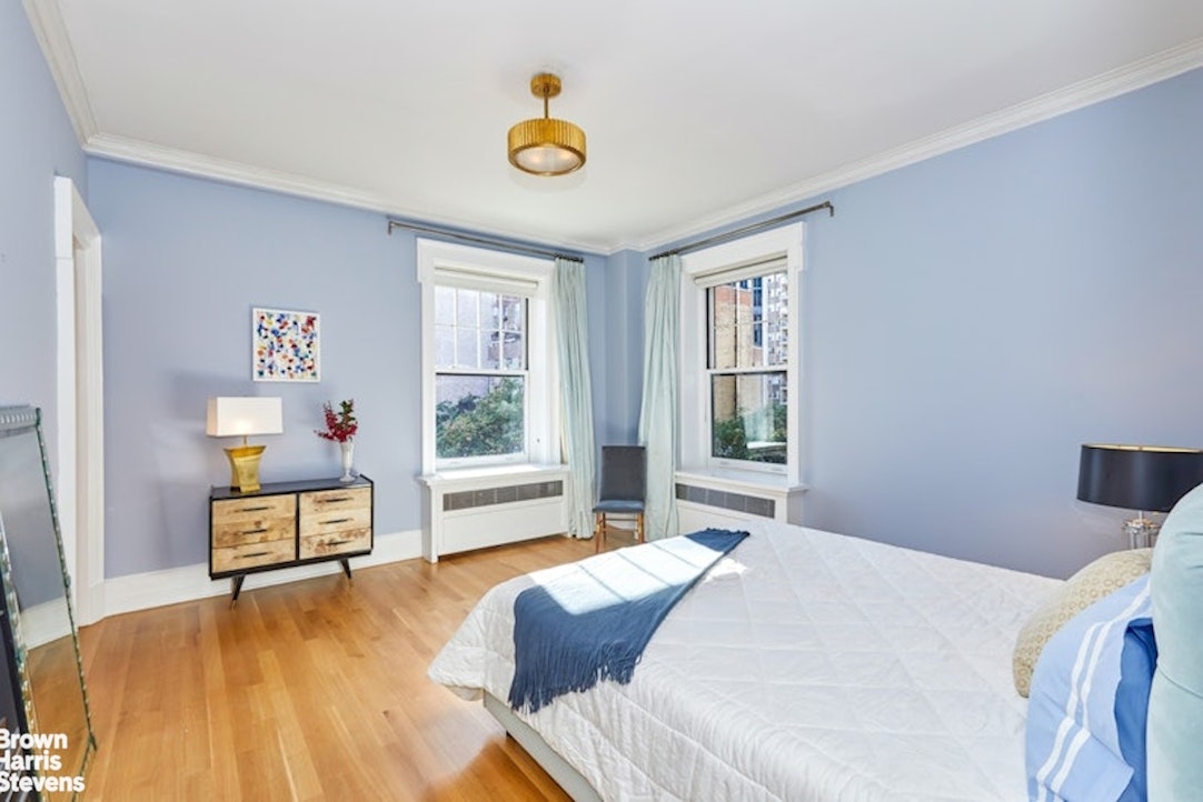 525 Park Avenue, Unit 7AB Manhattan, NY 10065 - Photo 3 of 22 Gallery Image 3